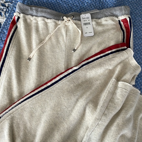 NWT: ✨✨Splendid sweatpants ✨✨ XL - Picture 1 of 7